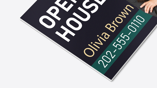 https://cdn.loomsigns.com/images/media/plastic-signs-printing.jpg